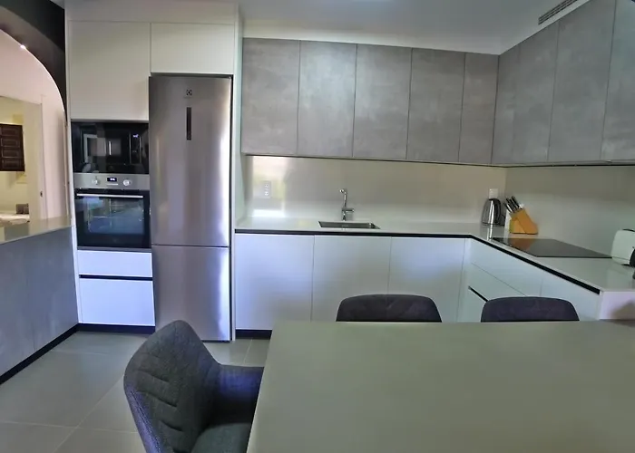 Апартаменты R1358 La Hacienda 10 A *