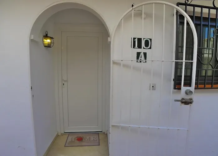 R1358 La Hacienda 10 A Апартаменты Нерха