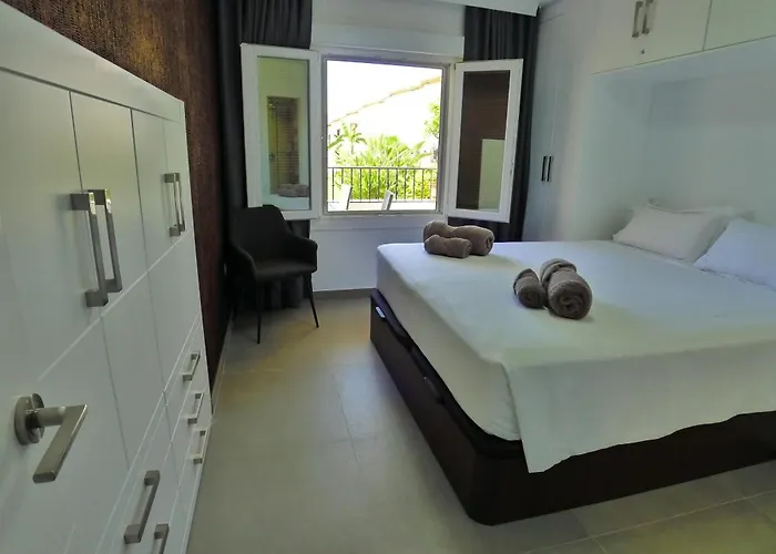 Апартаменты R1358 La Hacienda 10 A *