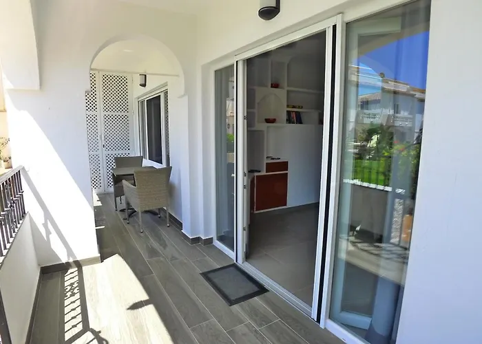 R1358 La Hacienda 10 A Апартаменты *