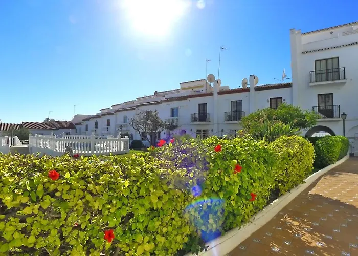 R1358 La Hacienda 10 A Apartment *