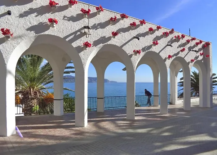 R1358 La Hacienda 10 A * Nerja